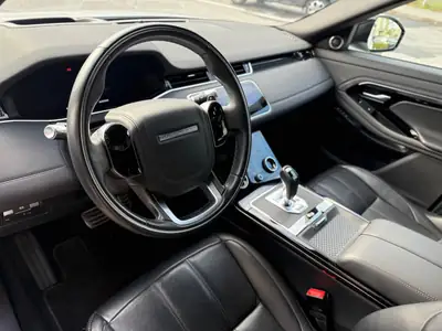 Land Rover Range Rover Evoque R-Dynamic P 250 SE — SUV compact hybride, première main — Miniature 9