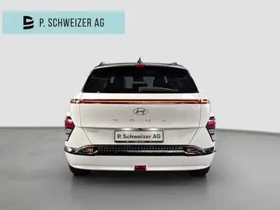 Hyundai Kona EV 65.4 kWh Vertex — SUV électrique 217 ch, quasi neuf à 15 km — intérieur