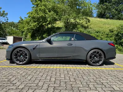 BMW M4 Competition Cabrio xDrive — Roadster haute performance, 50'100 km seulement — Heckansicht