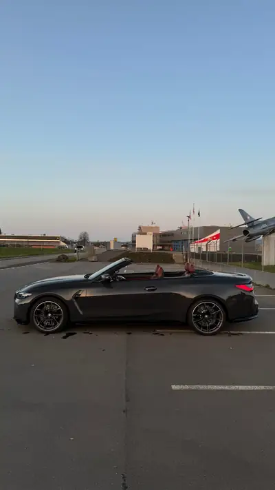 BMW M4 Competition Cabrio xDrive — Roadster haute performance, 50'100 km seulement — Innenraum
