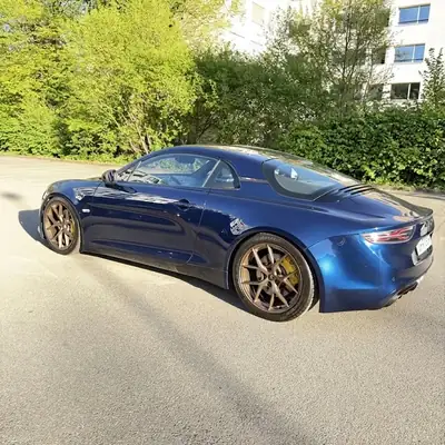 Alpine A110 Légende 2019 — Coupé sportif français, 252 ch et seulement 40'000 km — Heckansicht