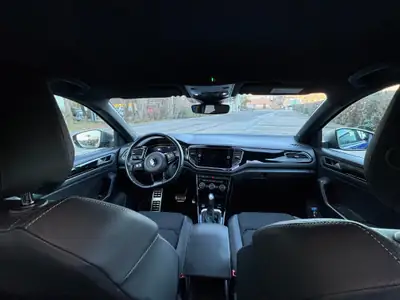 VW T-Roc 2.0 TSI R DSG 4Motion — SUV compact haute performance, 46'000 km seulement — Miniatura 8