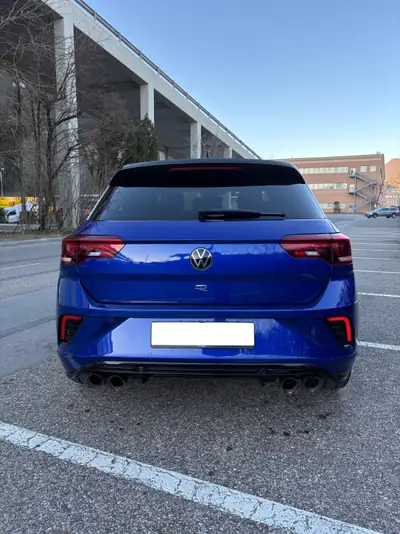 VW T-Roc 2.0 TSI R DSG 4Motion — SUV compact haute performance, 46'000 km seulement — Miniatura 7