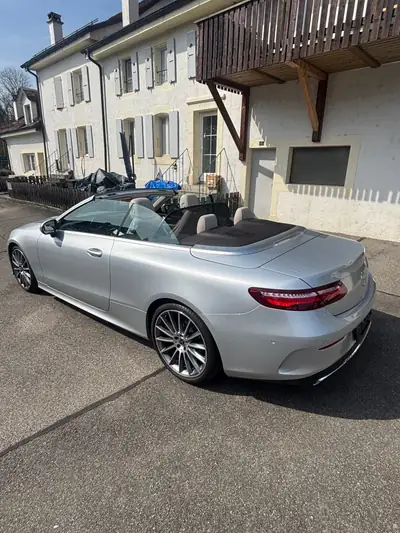 Mercedes-Benz E 220D Cabriolet — Élégance décapotable, motorisation diesel efficace — Miniatur 9