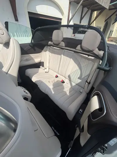 Mercedes-Benz E 220D Cabriolet — Élégance décapotable, motorisation diesel efficace — Miniatur 13
