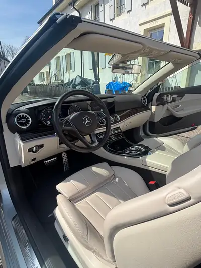 Mercedes-Benz E 220D Cabriolet — Élégance décapotable, motorisation diesel efficace — Miniatur 15