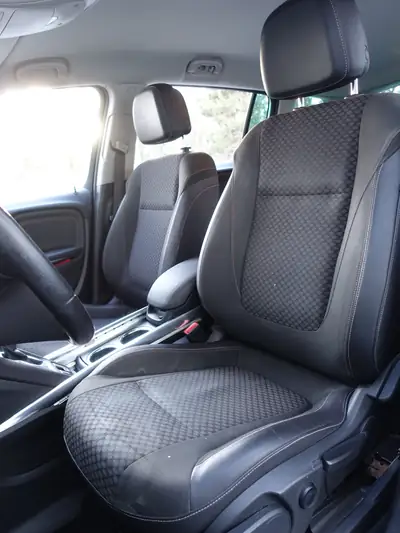 Opel Zafira Tourer 2.0 CDTi 170 ch — Monospace 7 places, diesel économique et fiable — Thumbnail 9
