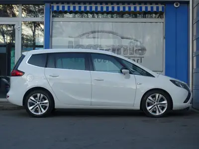 Opel Zafira Tourer 2.0 CDTi 170 ch — Monospace 7 places, diesel économique et fiable — Thumbnail 8