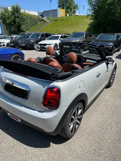 MINI Cabrio One Cabriolet 2019 — Cabriolet compact, moteur essence efficace, 45'000 km — cruscotto