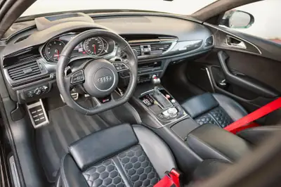 Audi RS6 Avant 4.0 TFSI V8 — Break performance tuné ABT 705cv — dettaglio