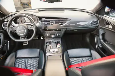 Audi RS6 Avant 4.0 TFSI V8 — Break performance tuné ABT 705cv — Miniatura 8