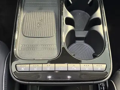 HYUNDAI IONIQ 5 Vertex 84kWh 4WD — SUV électrique performant, quasi neuf — Miniature 15