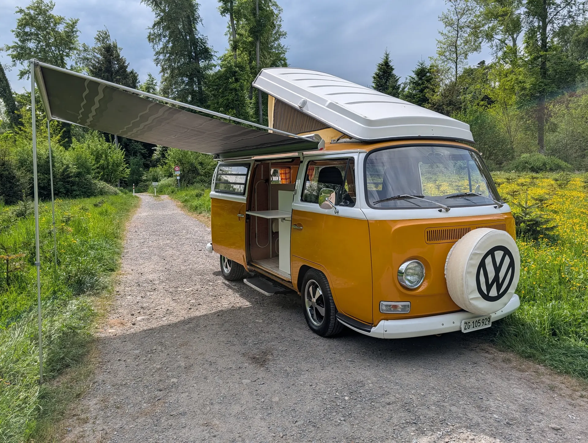 VW T2 Bus Westfalia 1971 — Légende du camping-car, fraîchement révisée — Außenansicht
