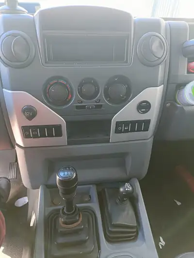 IVECO Massif 3.0 HPT Station Wagon — SUV robuste diesel, sans sinistre, 190 000 km — Miniatur 7