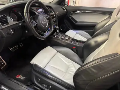 Audi S5 Cabrio 3.0 TFSI — Cabriolet sportif quattro, 333 ch et Bose Premium — tableau de bord