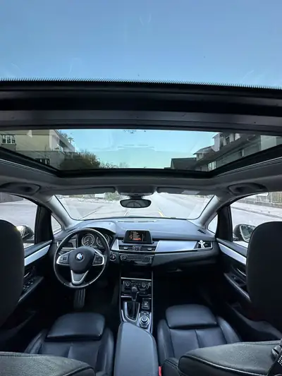 BMW 225 Active Tourer xDrive — Monospace premium, traction intégrale et panorama — Miniature 9