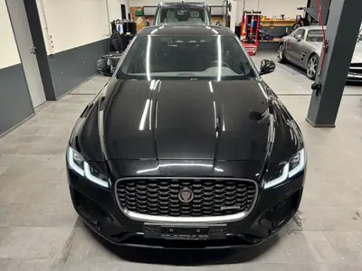 Jaguar XF P250 — Élégance britannique, motorisation moderne et garantie constructeur — Heckansicht