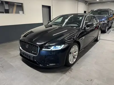 Jaguar XF P250 — Élégance britannique, motorisation moderne et garantie constructeur — Innenraum