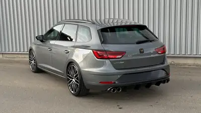 SEAT Leon ST Cupra 399 4Drive — Break haute performance, 377 ch, première main — Heckansicht