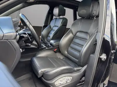 Porsche Macan GTS PDK — Performance sportive et polyvalence SUV premium — Miniature 9