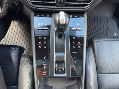 Porsche Macan GTS PDK — Performance sportive et polyvalence SUV premium — Miniature 16