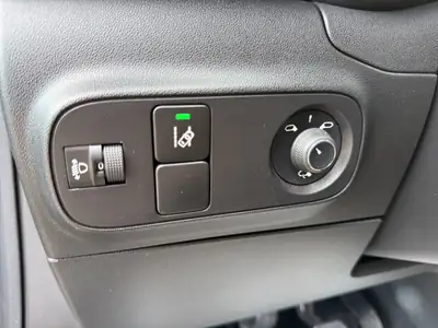 Citroën C3 1.2i PureTech Shine — Citadine fiable, faible consommation et équipée — Miniatur 22