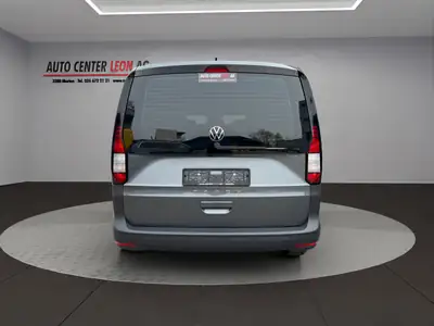 VW Caddy Kombi 2.0 TDI — Monospace familial 7 places, diesel économique et équipé — tableau de bord