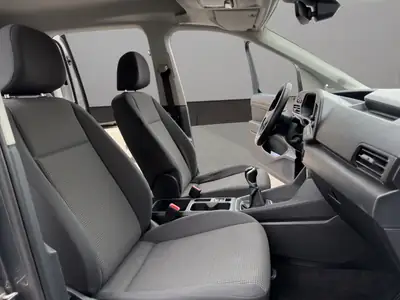 VW Caddy Kombi 2.0 TDI — Monospace familial 7 places, diesel économique et équipé — Miniature 17
