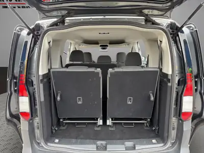 VW Caddy Kombi 2.0 TDI — Monospace familial 7 places, diesel économique et équipé — Miniature 19