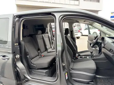 VW Caddy Kombi 2.0 TDI — Monospace familial 7 places, diesel économique et équipé — Miniature 24