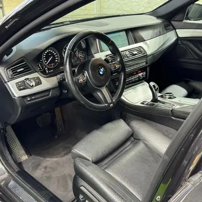 BMW 528i Touring xDrive — Monospace premium tous terrains, 245 ch et traction intégrale — Miniatur 8