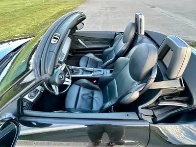 BMW Z4 2.5i Roadster — Cabriolet sport authentique, 192 ch et transmission manuelle — Armaturenbrett