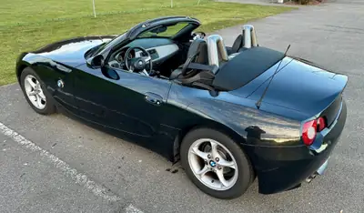 BMW Z4 2.5i Roadster — Cabriolet sport authentique, 192 ch et transmission manuelle — Innenraum