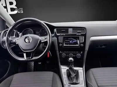 VW Golf 1.4 TSI Cup — Citadine dynamique, contrôle technique et révision inclus — Thumbnail 11