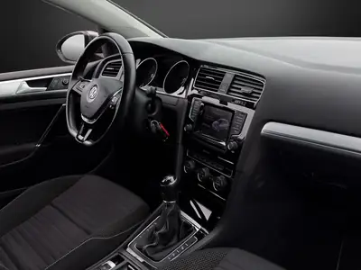 VW Golf 1.4 TSI Cup — Citadine dynamique, contrôle technique et révision inclus — Thumbnail 10
