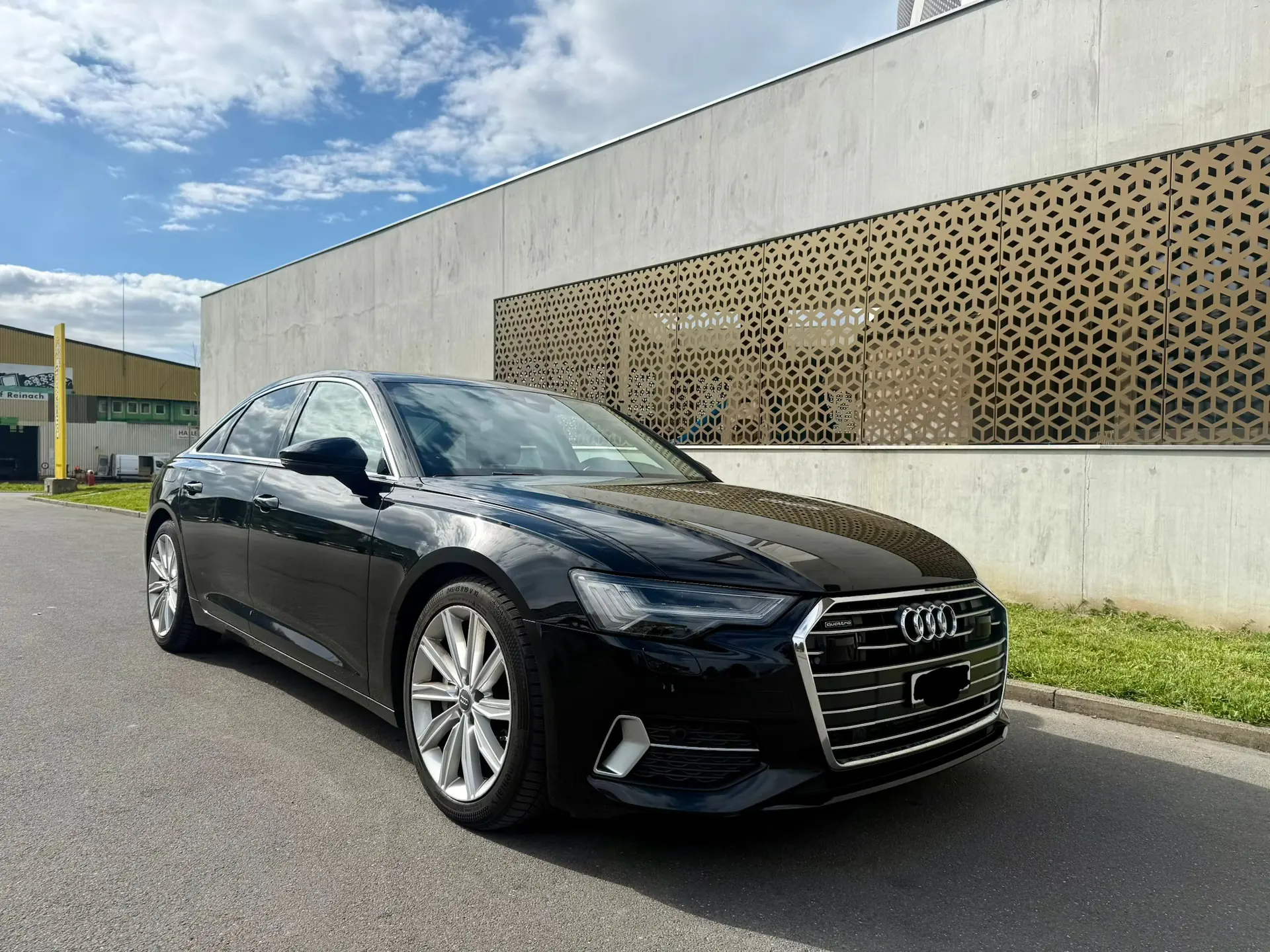 Audi A6 Limousine 50 TDI Sport — Berline Premium diesel quattro, faible kilométrage — vue extérieure
