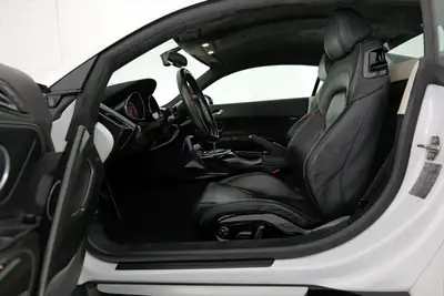 Audi R8 Coupé 4.2 — Supercar légendaire, état collection, faible kilométrage — Miniature 7
