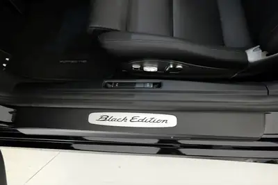 Porsche Boxster 2.7 Black Edition — Cabriolet sportif 265 ch, première main, 14'500 km — côté