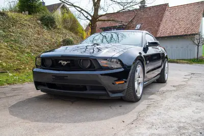 Ford Mustang GT V8 — Muscle-car légendaire, 417 ch et 88 000 km — Außenansicht
