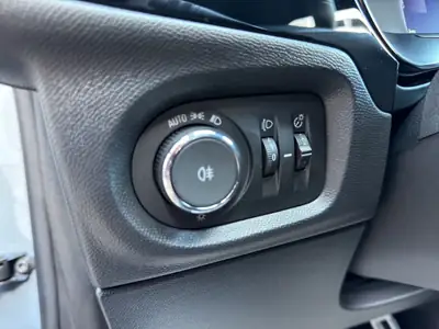 Opel Corsa 1.2 MHEV GS-Line — Citadine hybride légère, neuve et garantie constructeur — Thumbnail 21