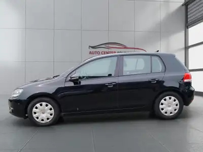 VW Golf 1.6 TDI BlueMotion — Diesel économe, entretien fraîchement effectué — interior