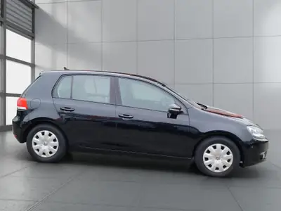 VW Golf 1.6 TDI BlueMotion — Diesel économe, entretien fraîchement effectué — Thumbnail 7