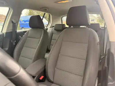 VW Golf 1.2 TSI Trendline — Compacte économe, boîte DSG, 118000 km — Miniature 18