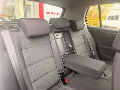 VW Golf 1.2 TSI Trendline — Compacte économe, boîte DSG, 118000 km — Miniature 21