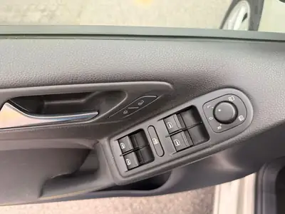 VW Golf 1.2 TSI Trendline — Compacte économe, boîte DSG, 118000 km — Miniature 22