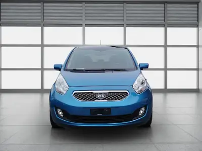 Kia Venga 1.6 CVVT Seven Automatic — Monospace polyvalent, entretien récent et sans sinistre — side view