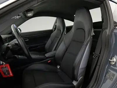 Porsche 911 GT3 — 500 ch, boîte manuelle, état impeccable et kilométrage faible — tableau de bord