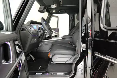Mercedes-Benz G 450d — Le SUV légendaire avec motorisation diesel performante — côté