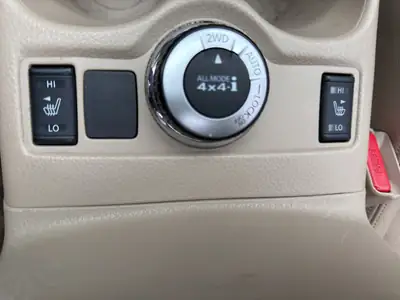Nissan X-Trail 2.0 dCi Acenta — SUV 4x4 robuste, équipé panorama et caméra — Thumbnail 26