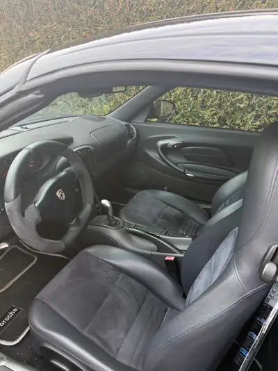 Porsche 911 Carrera Cabrio — Chef-d'œuvre découvert de 1999, 300 ch purs — Armaturenbrett